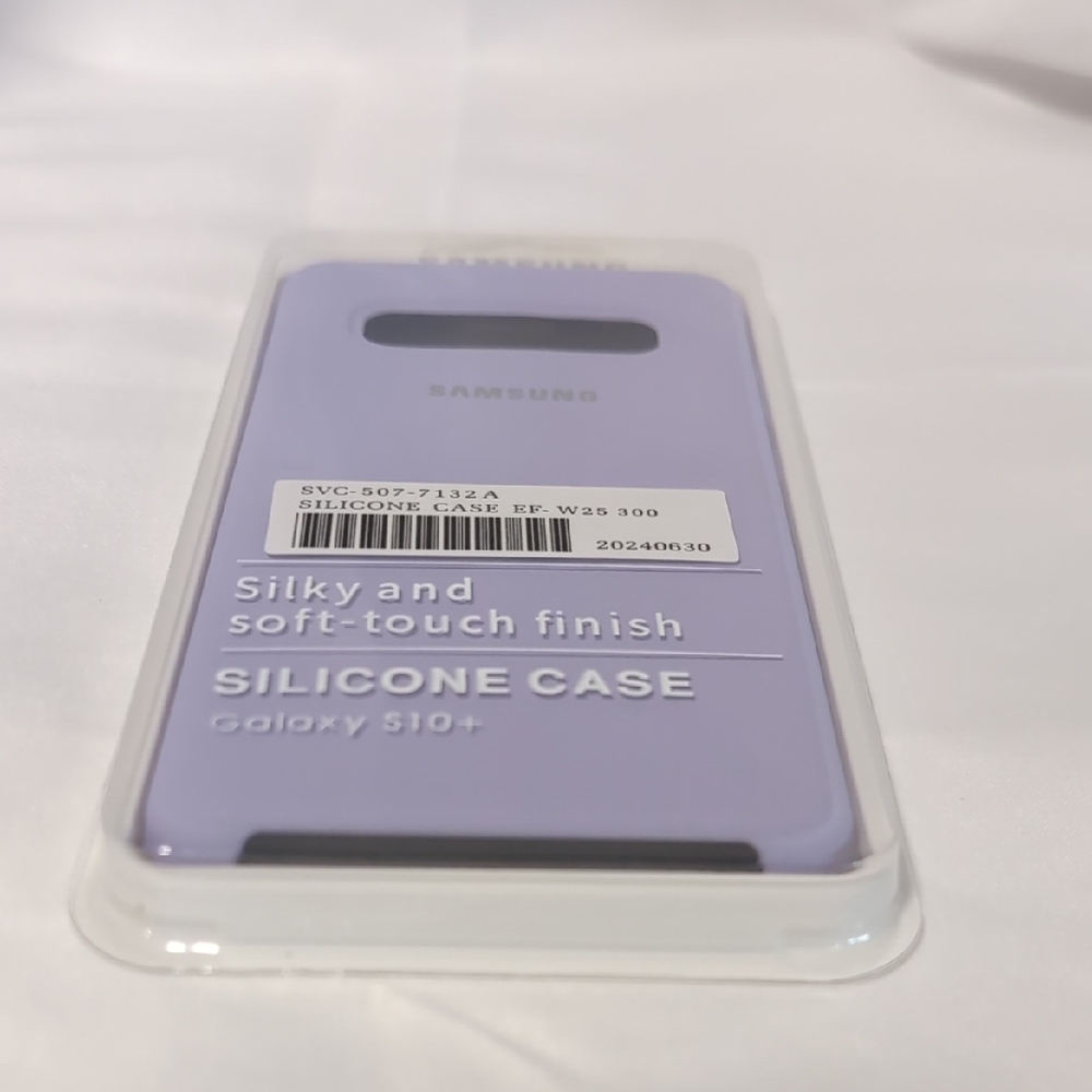 Samsung Galaxy S10+ Lavender Silicone Case